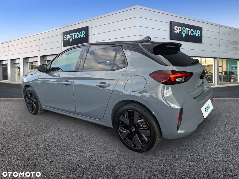 Opel Corsa - 8