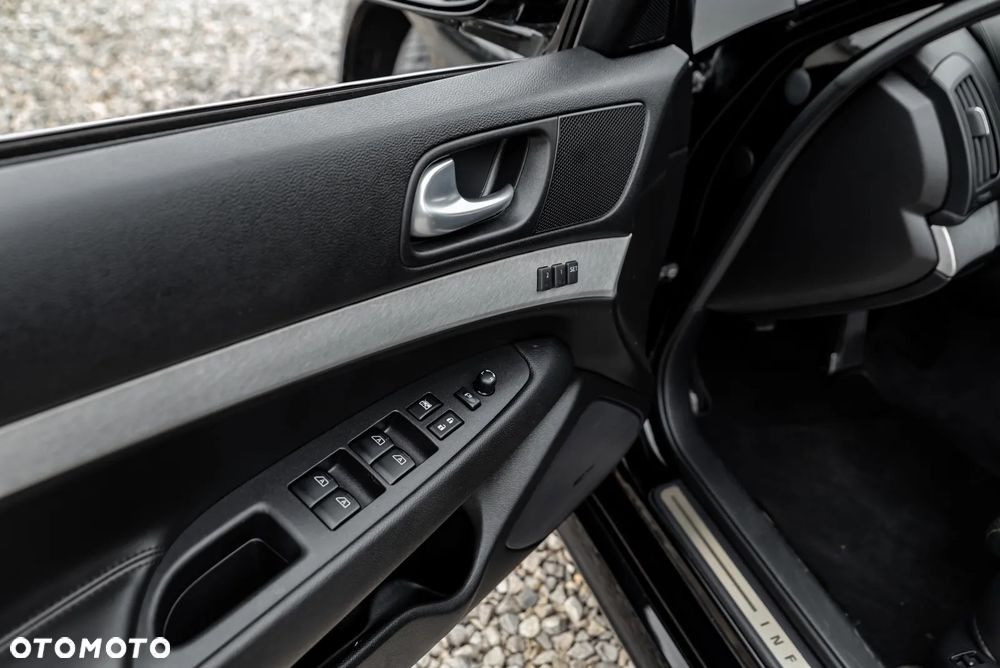 Infiniti G G37 S - 19