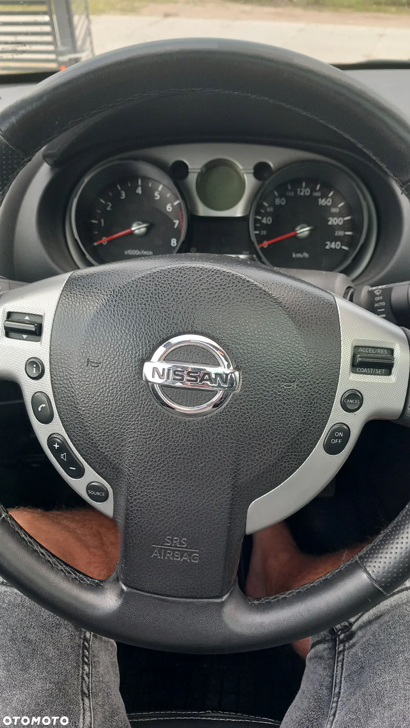 Nissan Qashqai - 10