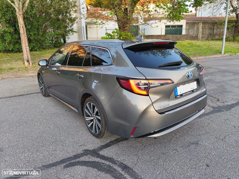 Toyota Corolla Touring Sports 1.8 Hybrid Comfort+P.Sport - 22