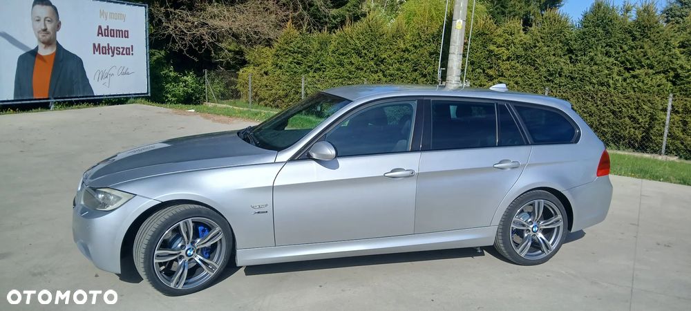 BMW Seria 3 330xi - 2