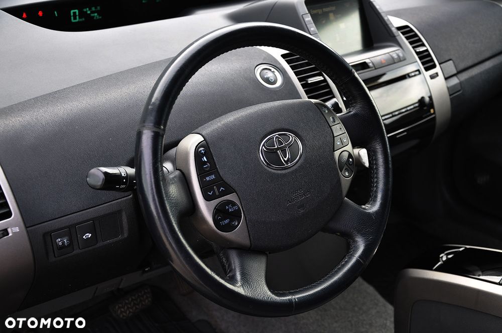 Toyota Prius 1.5 VVT-i Prestige - 19
