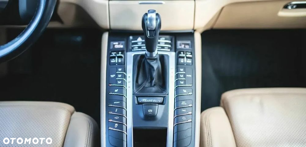 Porsche Macan Standard - 7