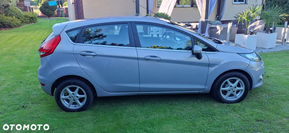 Ford Fiesta - 7