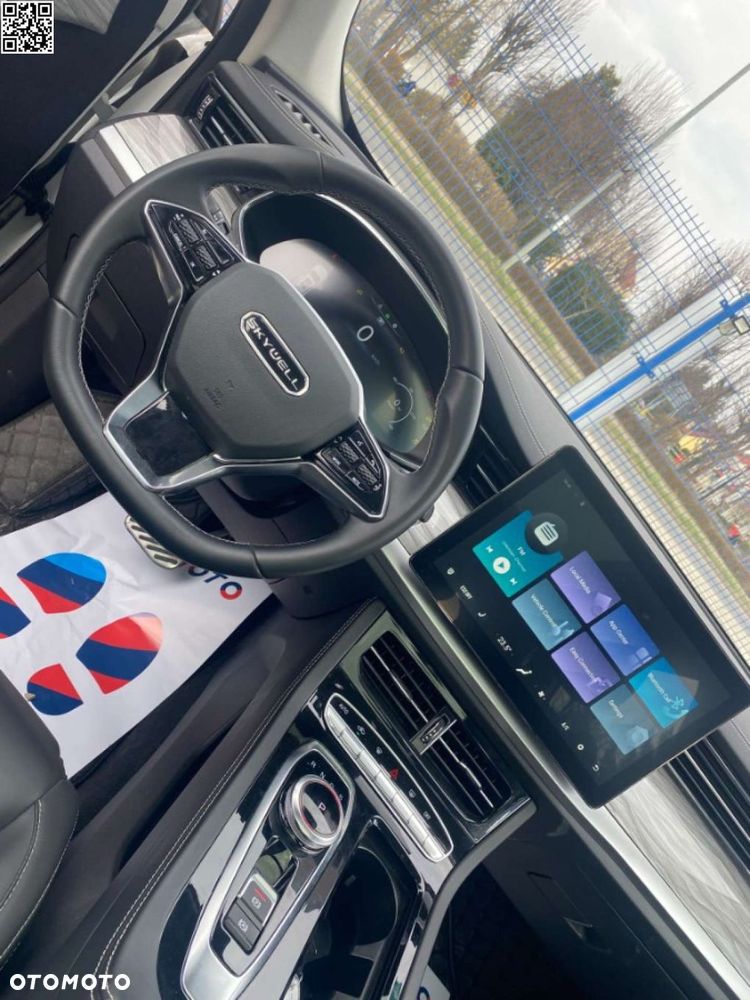 Skywell ET5 72kWh Luxury - 18