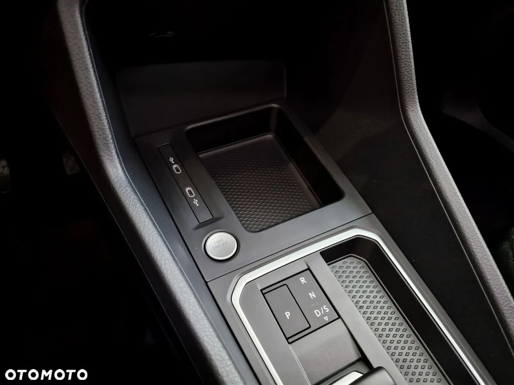 Ford Tourneo Connect Grand - 24