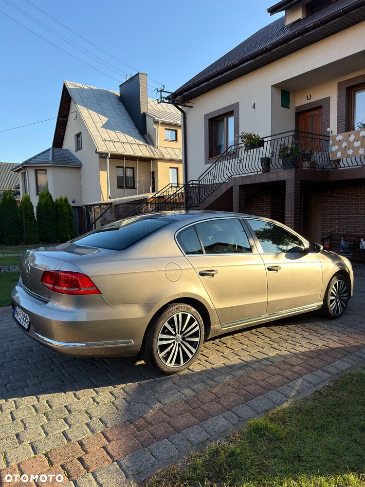 Volkswagen Passat - 3