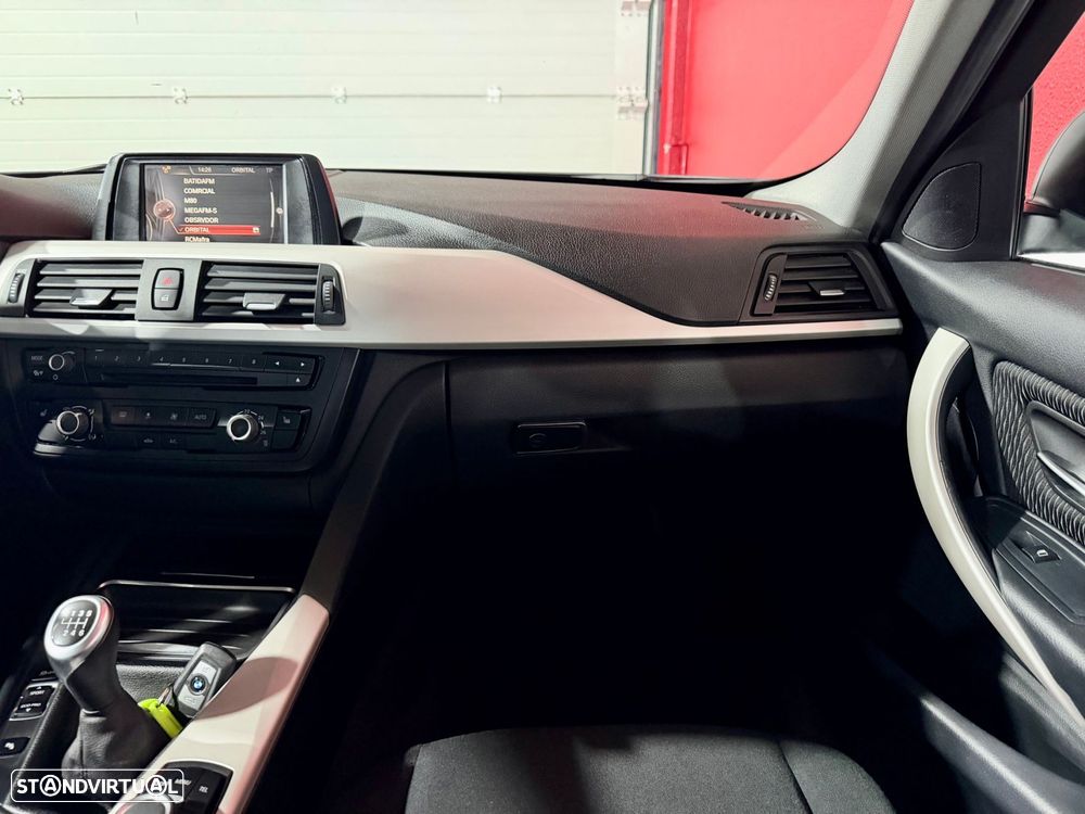 BMW 320 - 27
