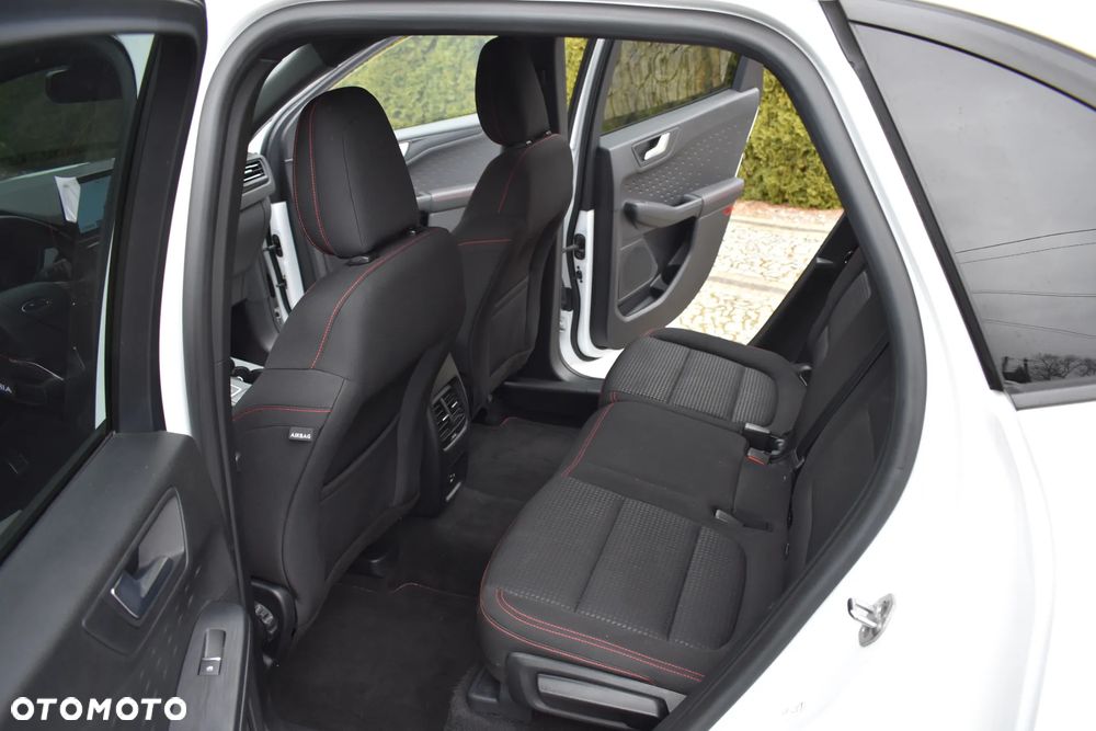 Ford Kuga 1.5 EcoBlue ST-LINE - 12