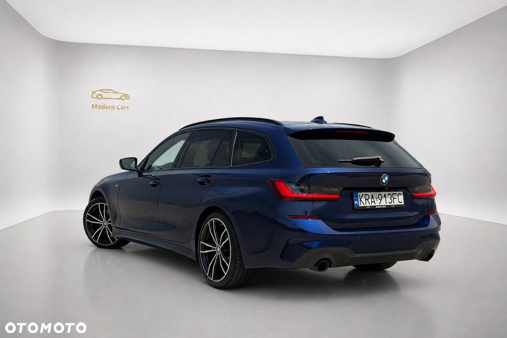 BMW Seria 3 330d xDrive M Sport - 10