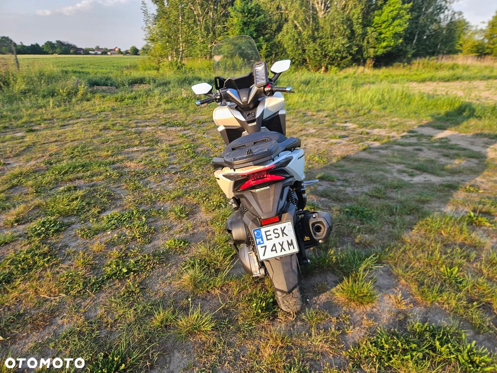 Honda NSS - 9