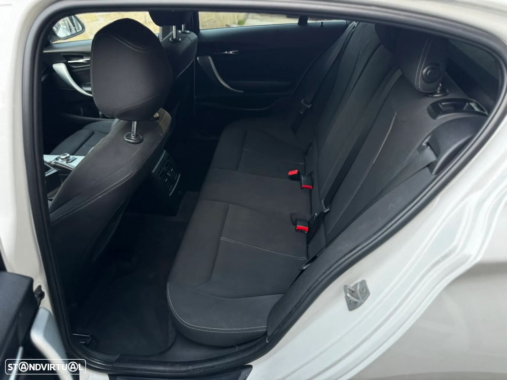 BMW 120 d Sport Line - 9