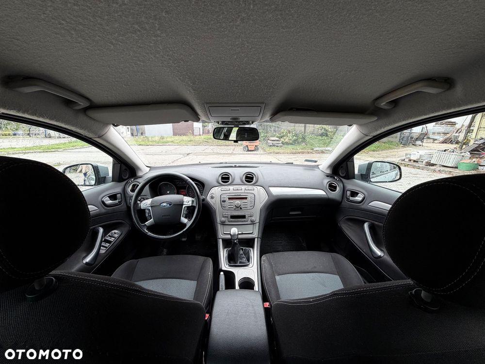 Ford Mondeo - 19