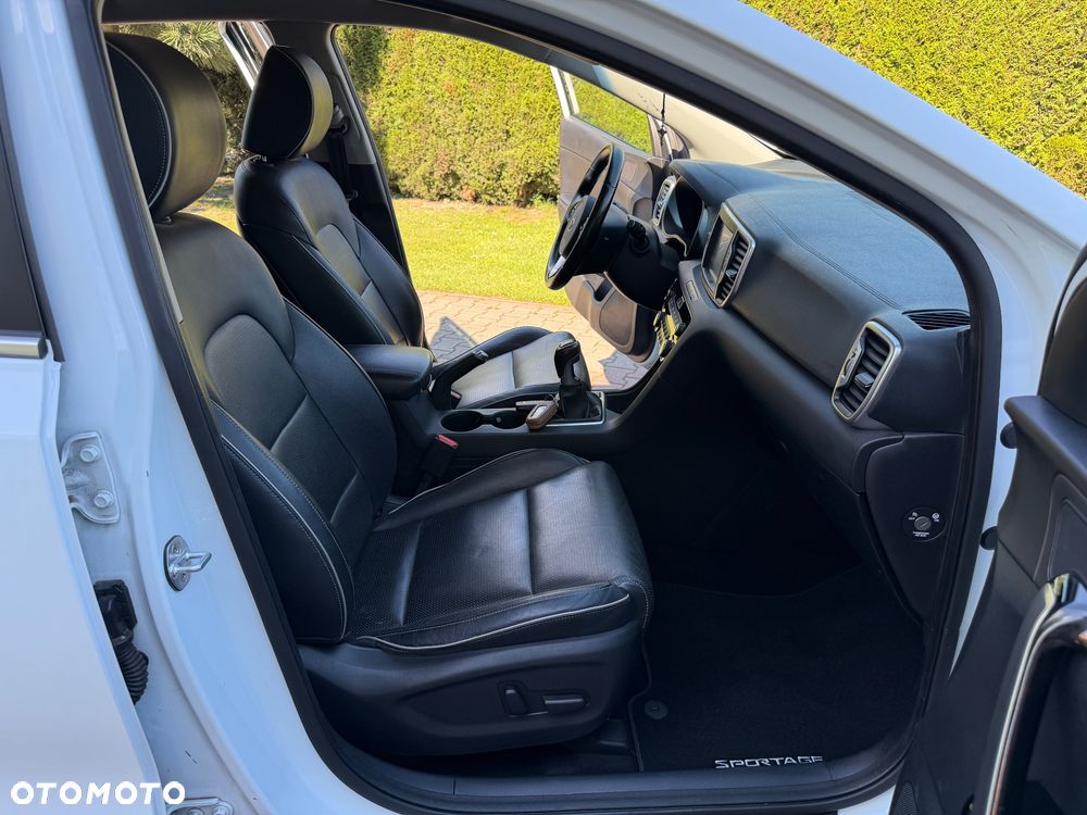 Kia Sportage 1.6 GDI 2WD DREAM-TEAM EDITION - 31