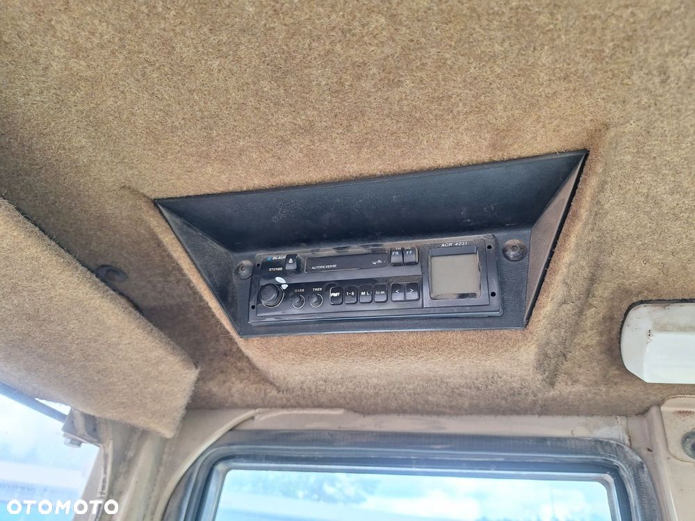 CAST 928 F 4X4 - 19