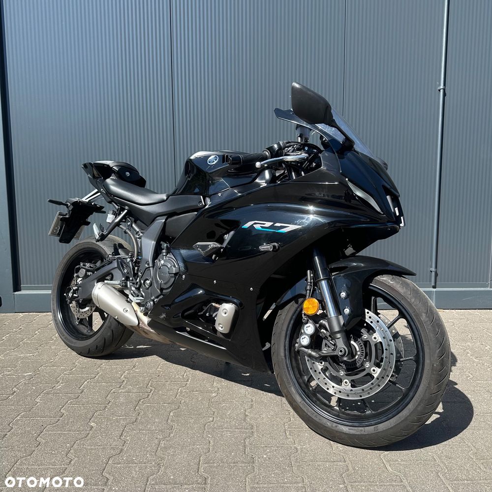 Yamaha R7 - 2