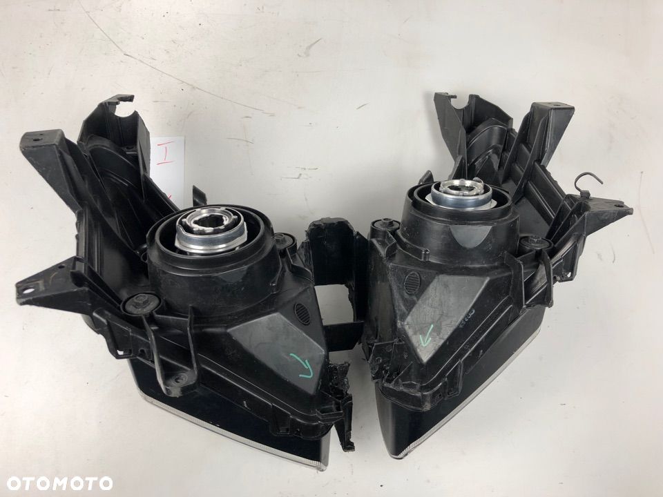 Yamaha T MAX 530 lampa reflektor 12-15 - 6