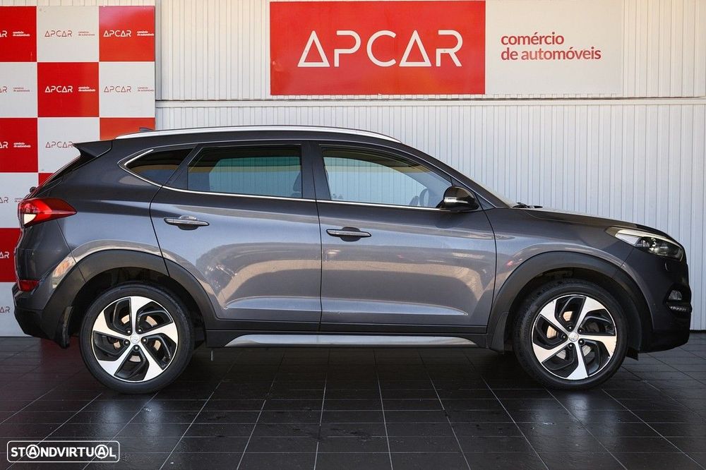 Hyundai Tucson 1.7 CRDi Executive - 2