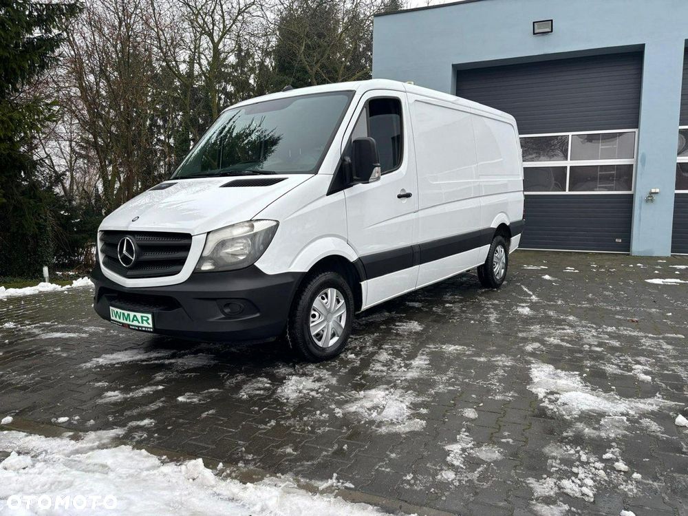 Mercedes-Benz Sprinter - 1