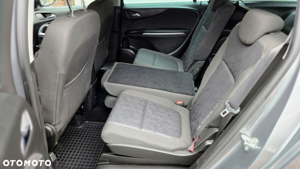 Opel Zafira 1.6 T 120 Lat S&S - 22