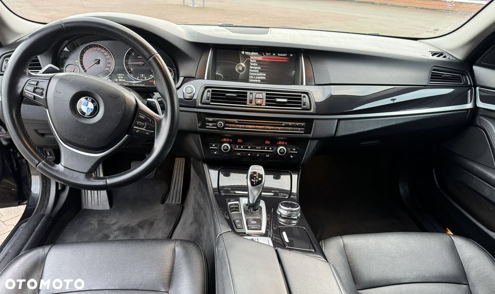 BMW Seria 5 525d xDrive Sport-Aut Luxury Line - 10