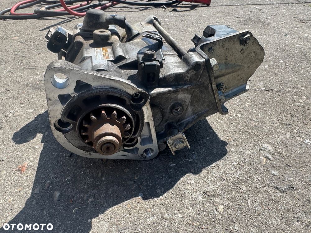 Toyota hilux 8 VIII Rozrusznik 2.4 2.8 28100-30110 438000-1280 Denso - 2