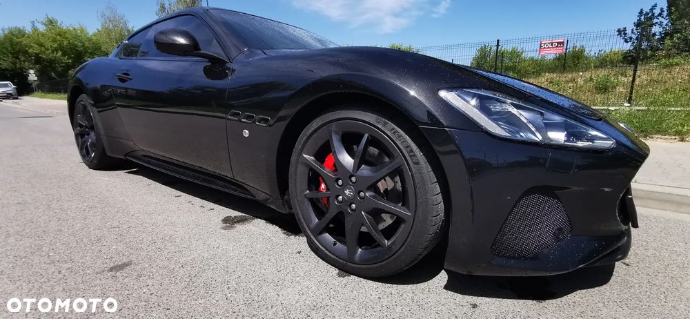 Maserati GranTurismo S Automat - 5