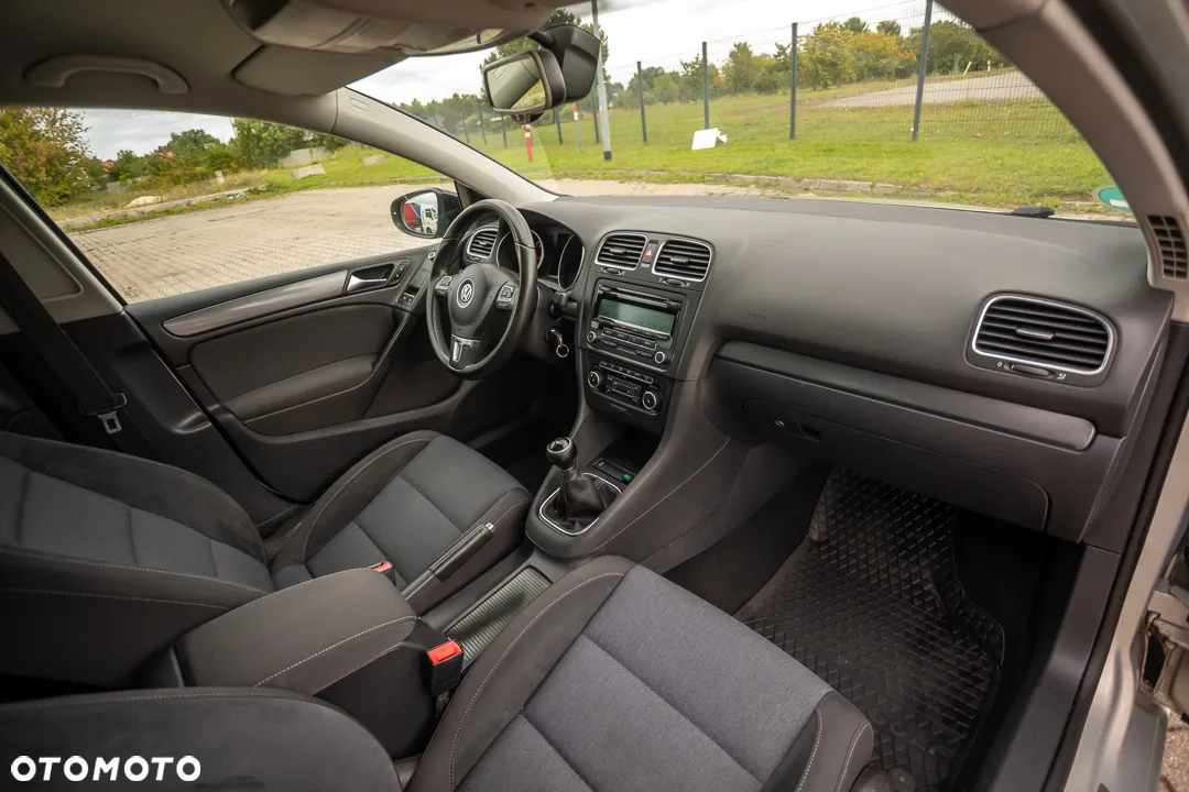 Volkswagen Golf 1.6 TDI DPF Style - 22