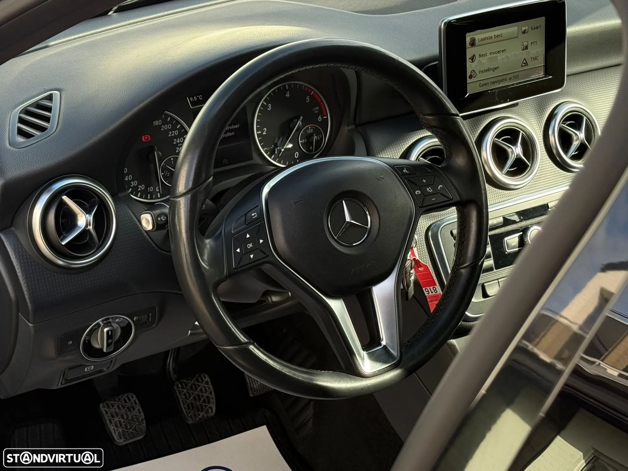 Mercedes-Benz A 180 - 12