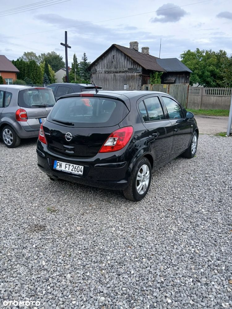 Opel Corsa - 8