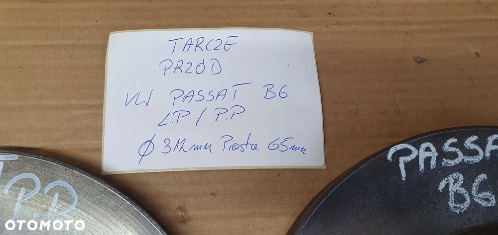 Tarcze hamulcowe klocki przód przednie VW Passat B6 2.0 TDI - 9