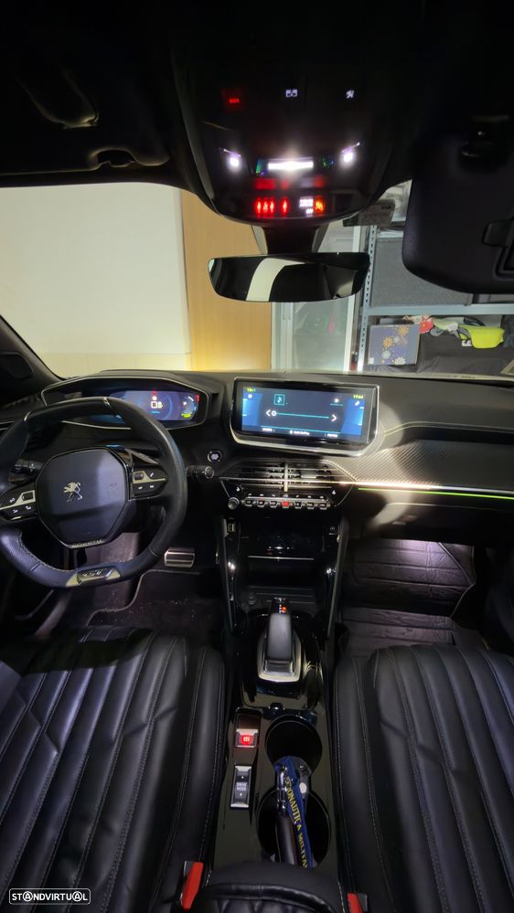 Peugeot e-2008 156 GT Exclusive - 15