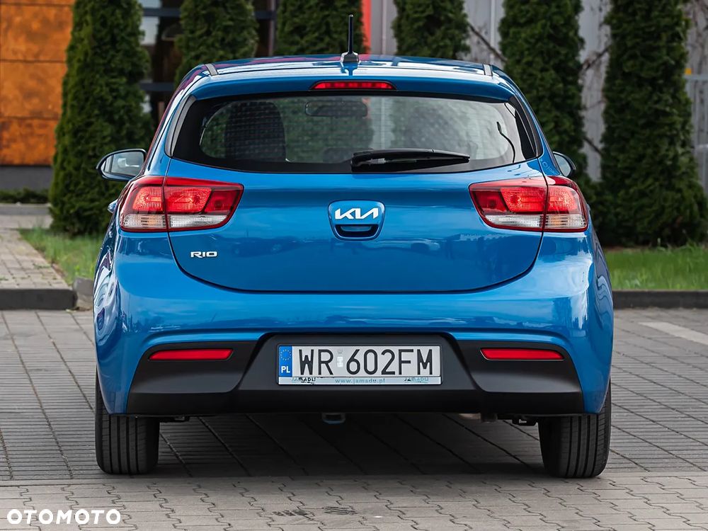 Kia Rio - 14
