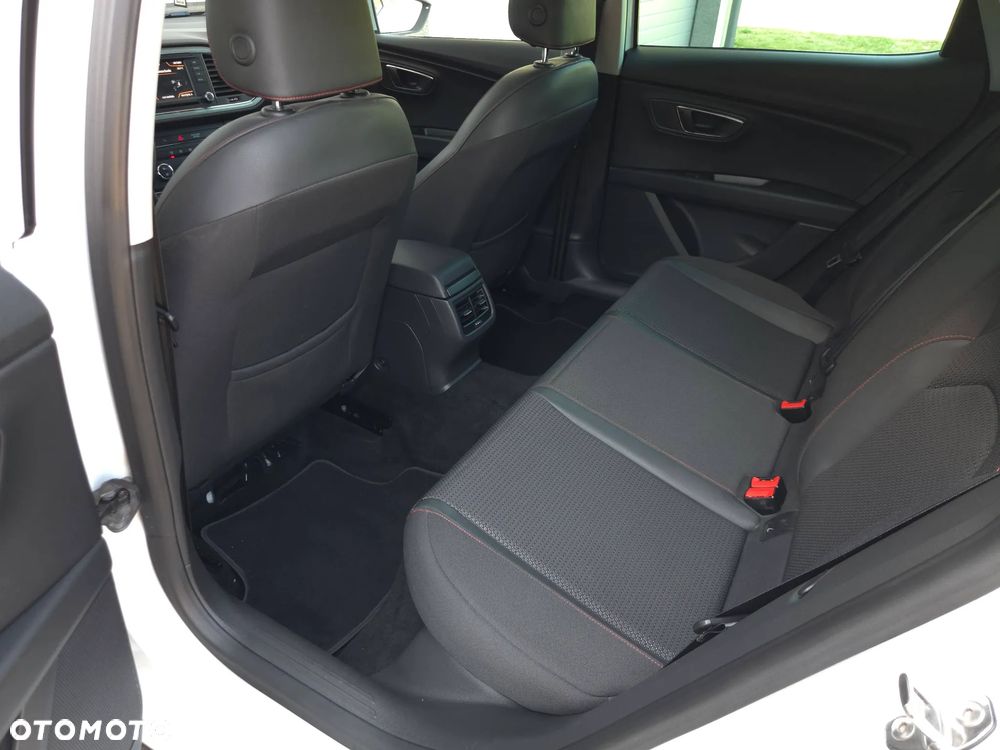 Seat Leon 2.0 TDI FR Black S&S - 34
