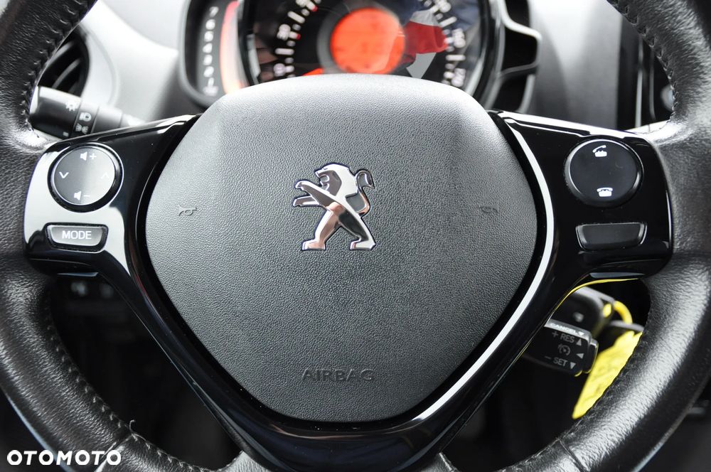Peugeot 108 VTI 72 Top Allure - 13