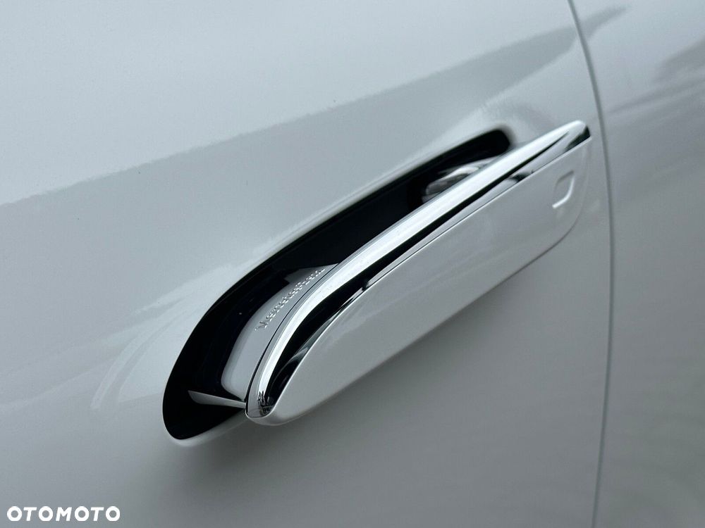 Mercedes-Benz CLA 200 mHEV 8G-DCT - 8