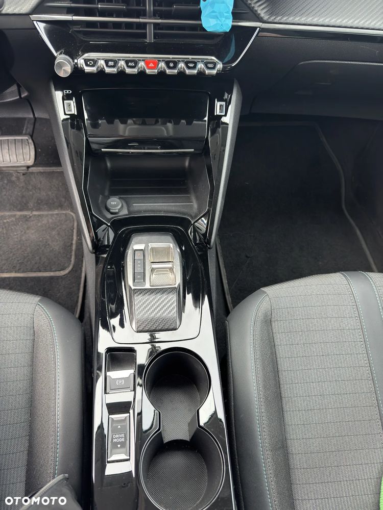 Peugeot 208 PureTech 100 EAT8 GT - 8