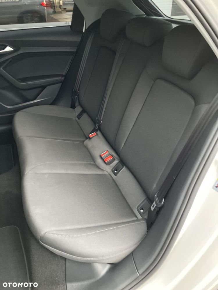 Audi A1 Sportback 30 TFSI Advanced S tronic - 15