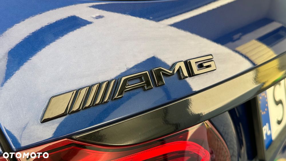 Mercedes-Benz Klasa C 220 d T 9G-TRONIC Night Edition - 12