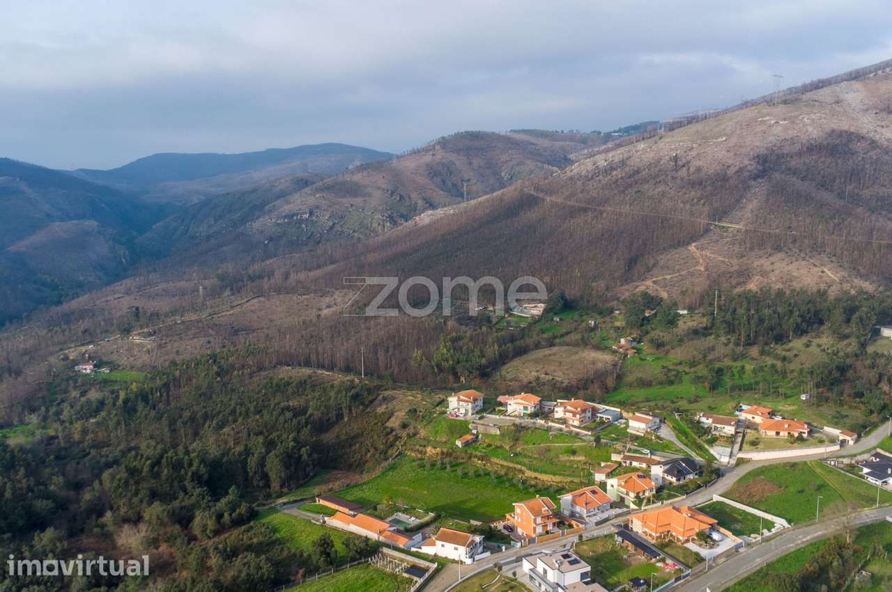 Terreno florestal urbanizável com 42.000 m2 - Rio Mau, Penafiel - Grande imagem: 5/12