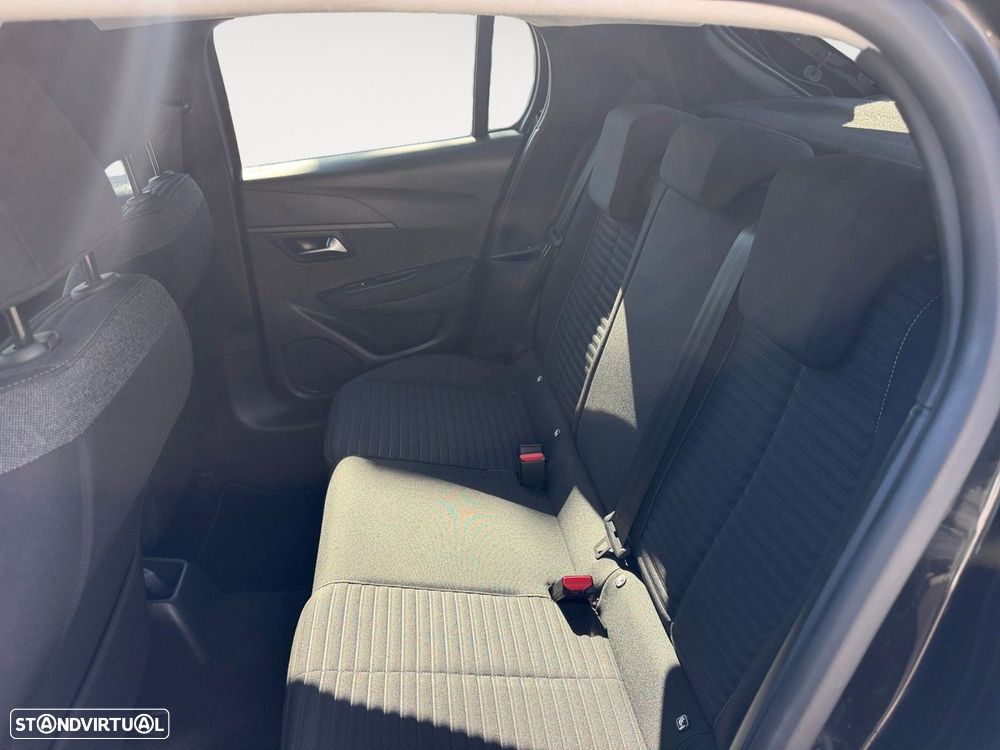 Peugeot 208 1.2 PureTech Active - 13