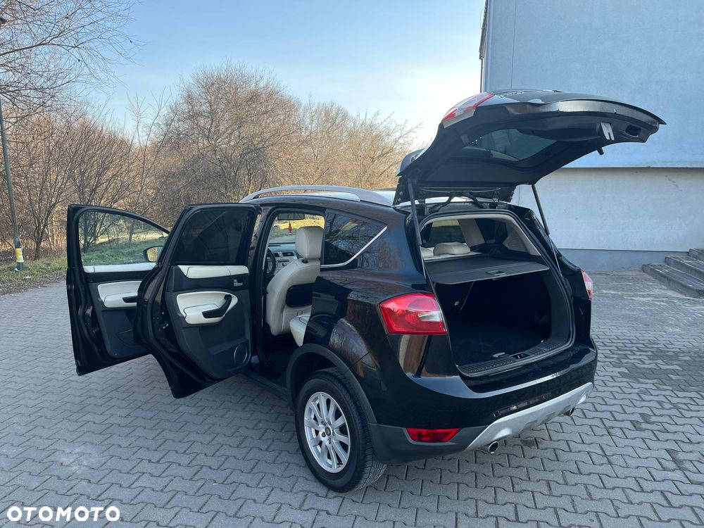 Ford Kuga 2.0 TDCi 2x4 Champions Edition - 18