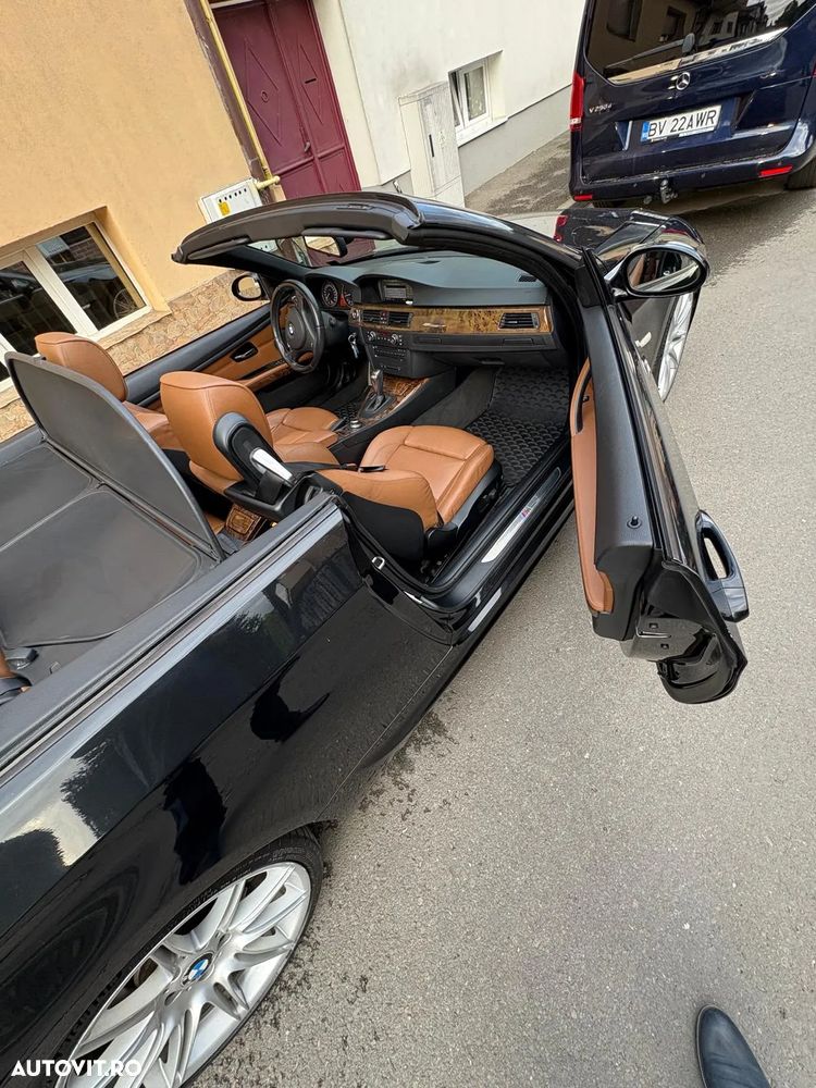 BMW Seria 3 325d Aut. - 9