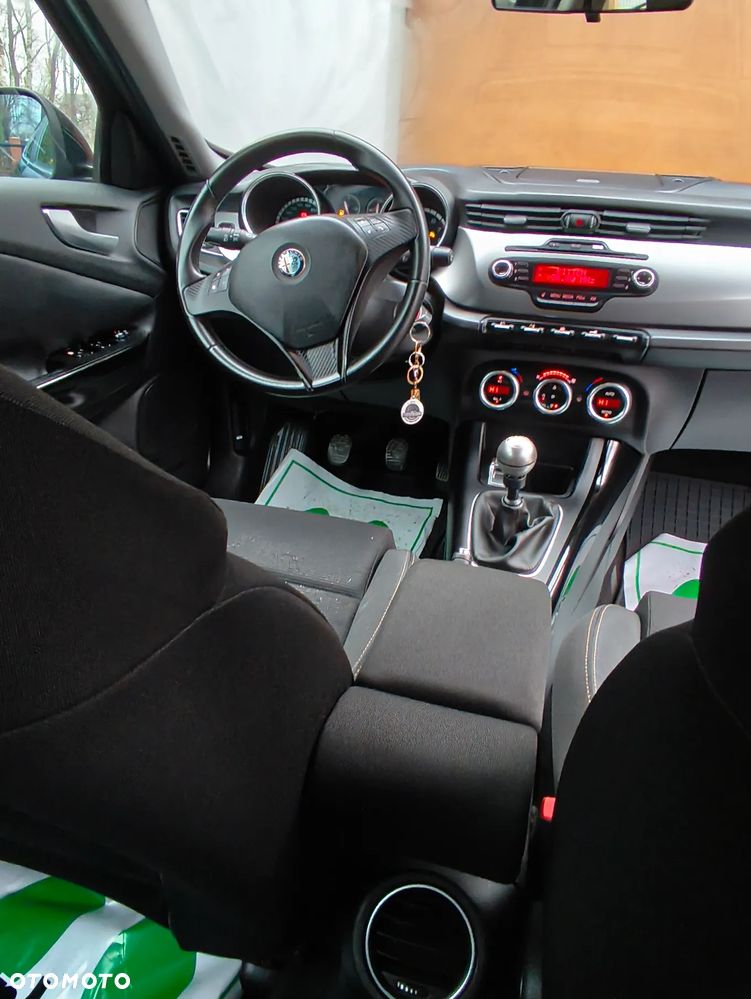 Alfa Romeo Giulietta 1.4 TB 16V Multiair - 8