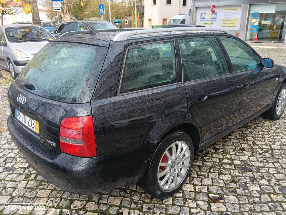 Audi A4 Avant 1.9 TDI Attraction - 8