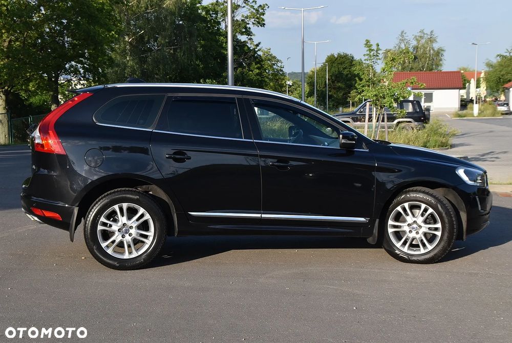 Volvo XC 60 - 4