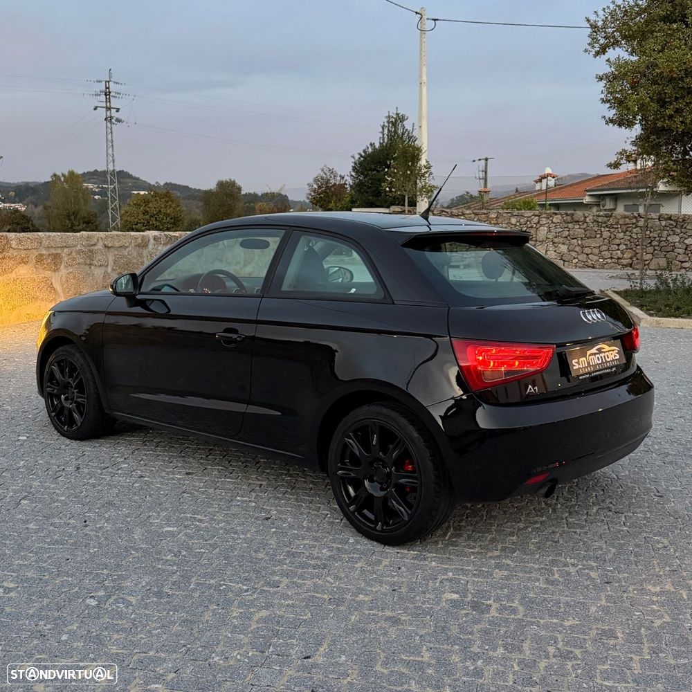 Audi A1 2011 photo 4