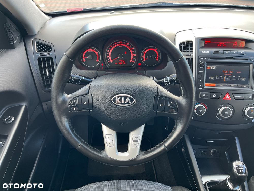 Kia Ceed 1.4 CVVT Attract - 30