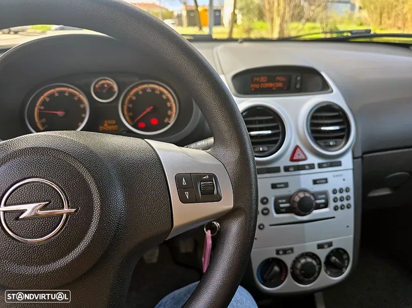 Opel Corsa 1.2 Enjoy S/S - 18