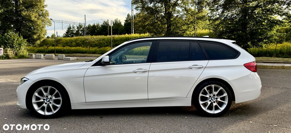 BMW 3 Series 2018 photo 4